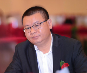 唐朝楼梯 谢清华